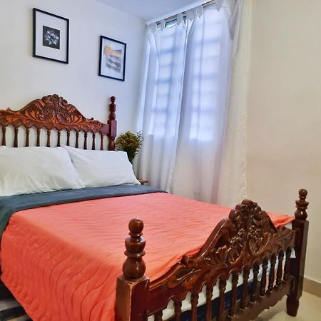 Hostal - Dona Elva A 15 Min Del Aeropuerto 리오네그로 외부 사진