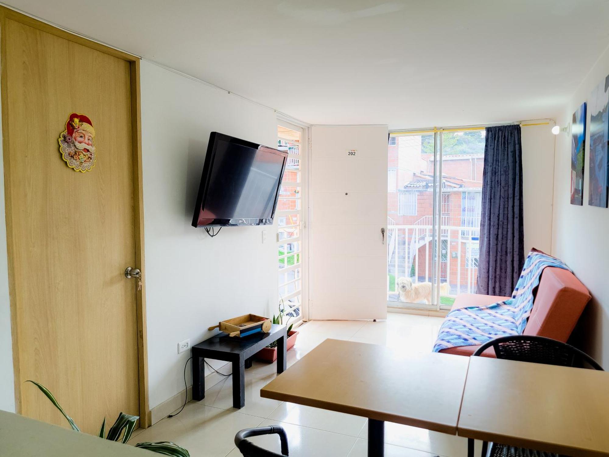 Hostal - Dona Elva A 15 Min Del Aeropuerto 리오네그로 외부 사진